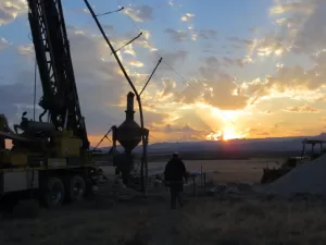 باراماونت جولد نيفادا يحصل على زيادة في عملية التصاريح لجبل غراسي