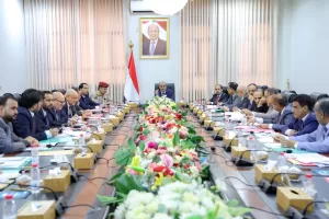 بعد ست سنوات من العمل دون ميزانية رسمية… حكومة عدن تُعلن تشكيل لجنة عليا للموازنة العامة – شاشوف