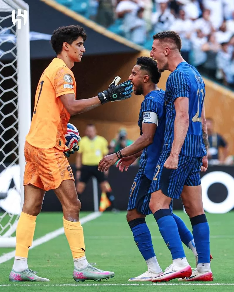 وفق المادة 59.. هل يُحرم الهلال من برنامجَي الاستقطاب وإستراتيجية الدعم؟