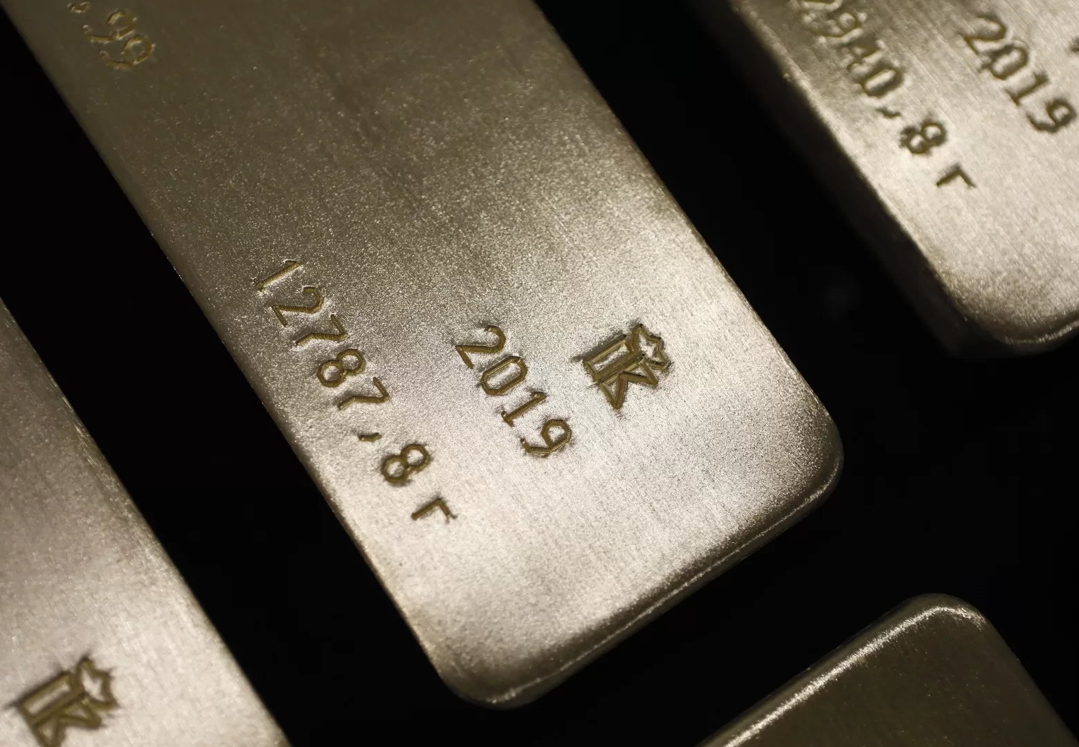 انخفاض أسعار الذهب مع تفاؤل التجارة