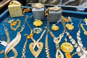 تراجع بقيمة 90 جنيهًا في سعر عيار 21.. أسعار الذهب اليوم الخميس 31-7-2025 عند إغلاق التداولات | المصري اليوم