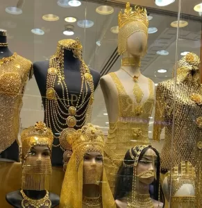 تراجع كبير في أسعار الذهب.. عيار 21 يصل إلى 4660 جنيهًا وسط ترقب السوق – جريدة عالم النجوم