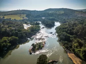 تعدين جاكوار يدفع غرامة كبيرة بسبب حادث المخلفات