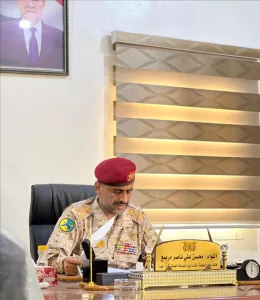 تغطية وردت الآن – اللواء مرصع يتباحث مع قيادة وحدات محور الغيضة حول الترتيبات لبدء السنة الجديد