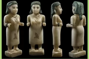 تمثال ملكي فريد يغادر اليمن بهدوء.. تعرض قطعة من المرمر ومجوهرات تاريخية في مزادات النخبة في باريس ولندن – شاشوف