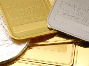 توقعات بزيادة أسعار الفضة مع تراجع الذهب