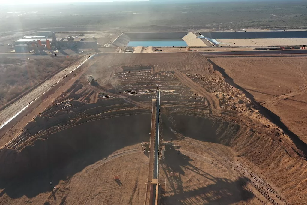 توقف أورلا عند منجم المكسيك