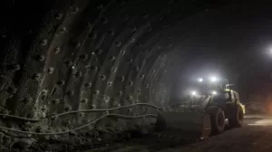 توقف الذهب المهيب في منجم Denggezhuang بعد حادثة قاتلة