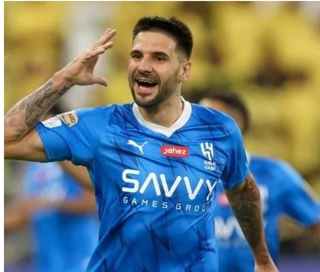 ثلاثة عروض من أندية أوربية تغري ميتروفيتش للرحيل عن الهلال وإدارة النادي تضع شرط واحد فقط