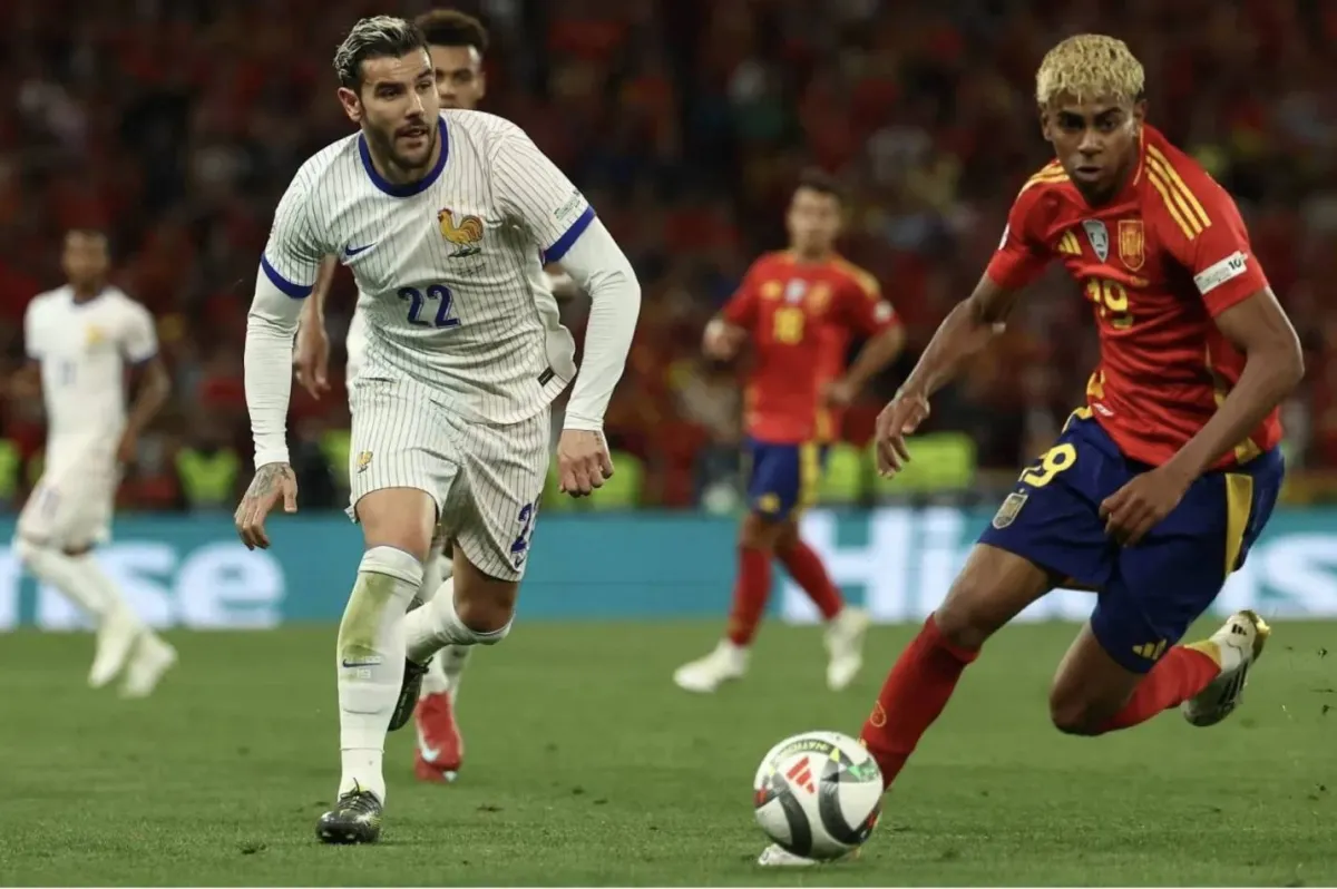 ثيو هرنانديز… «هلالي» خلال الساعات المقبلة