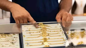 انخفاض سعر الذهب خلال منيوزصف تعاملات السبت 19 يوليو 2025