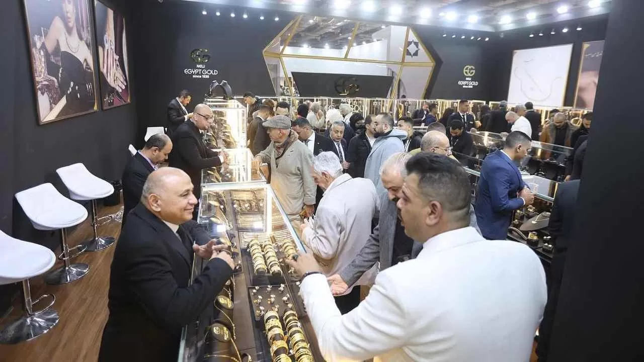 سعر الذهب في مصر يعود للتراجع اليوم.. و«عيار 21» يسجل 4710 جنيهاً | إرم بزنس