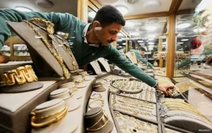 سوق الذهب في مصر ينهي تعاملات الثلاثاء بزيادة جديدة في الأسعار