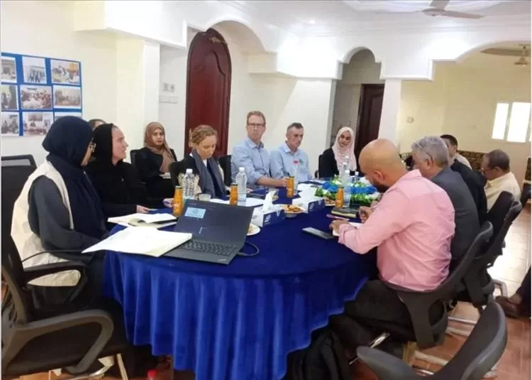 اجتماع استثنائي في عدن لتعزيز جهود نزع الألغام بدعم هولندي أممي