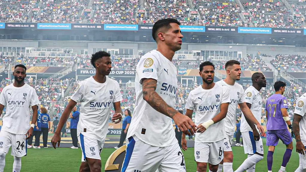 منافسة حادة بين النصر والهلال السعوديين لضم نجم ريال مدريد