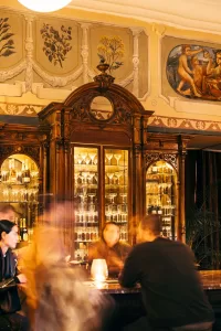 في تبليسي، جورجيا، الطعام لغة من لغات المقاومة