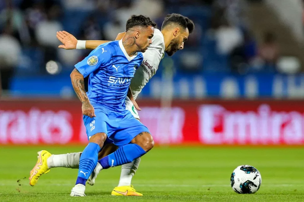 لاعب الهلال السابق على أعتاب دوري يلو بعد مشاركة باهتة في مونديال الأندية - 365Scores