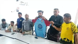 محافظات: توزيع المعدات الرياضية على الفرق في إطار بطولة شهداء الساحل الغربي واستعدادات متواصلة