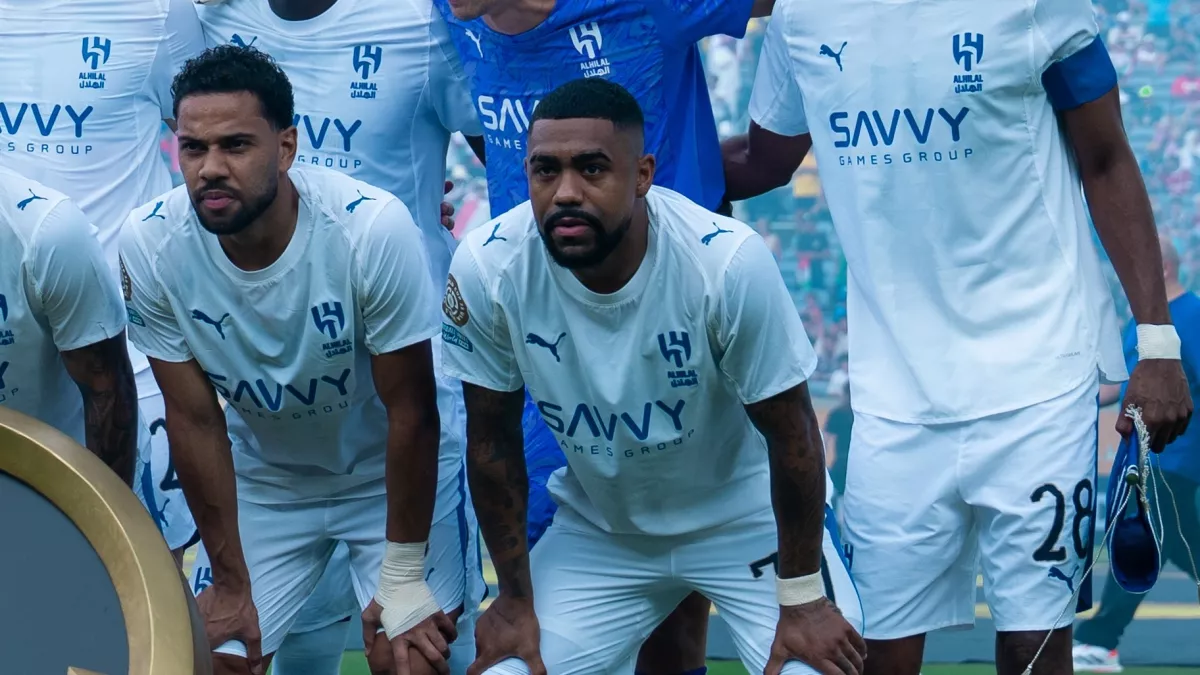 "تهبيط الهلال إلى دوري يلو" .. مقترح مثير بسبب قرار الانسحاب من السوبر السعودي