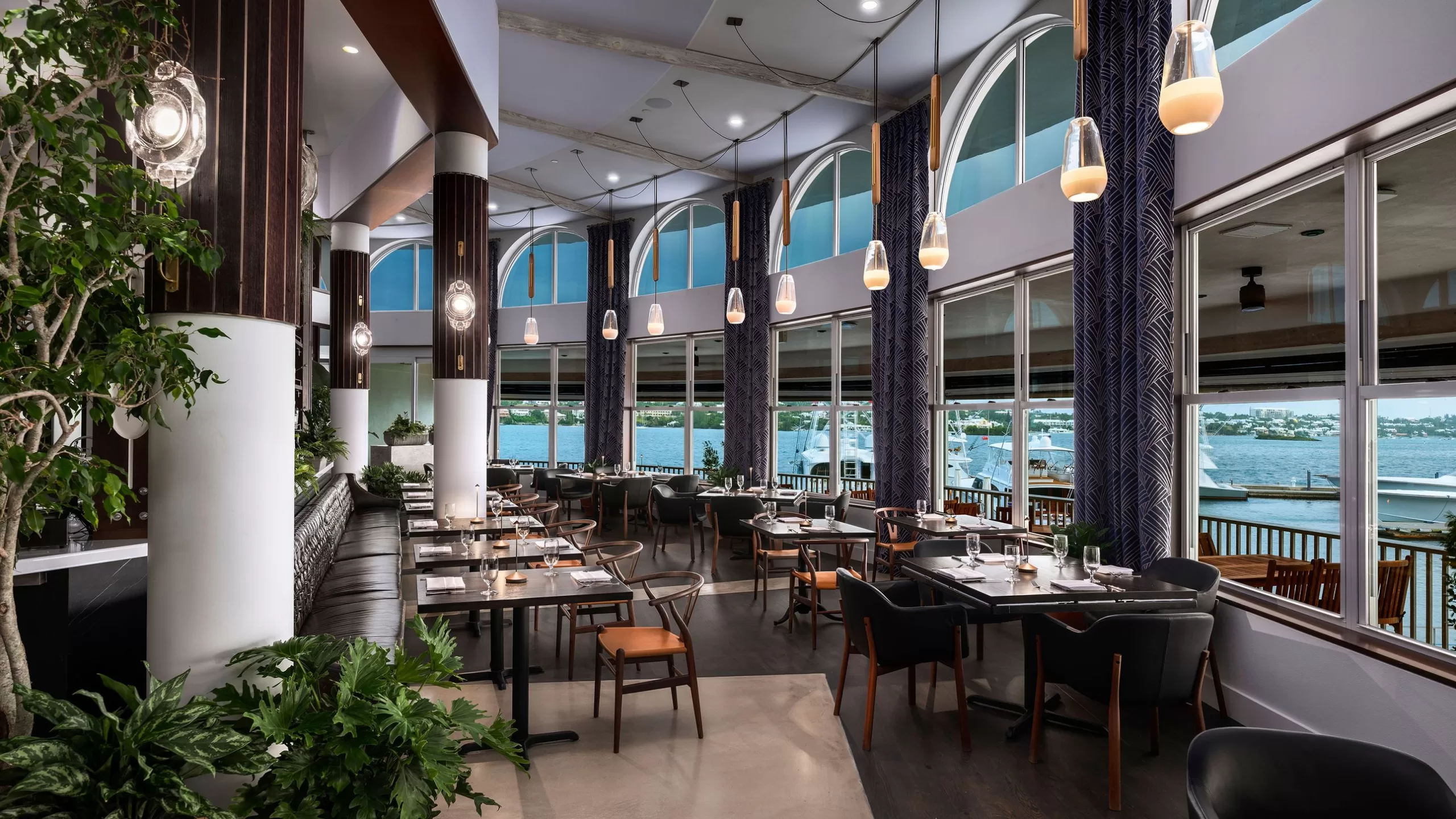 أفضل 20 مطعمًا في برمودا من كشك السندويشات السمكية إلى scaled