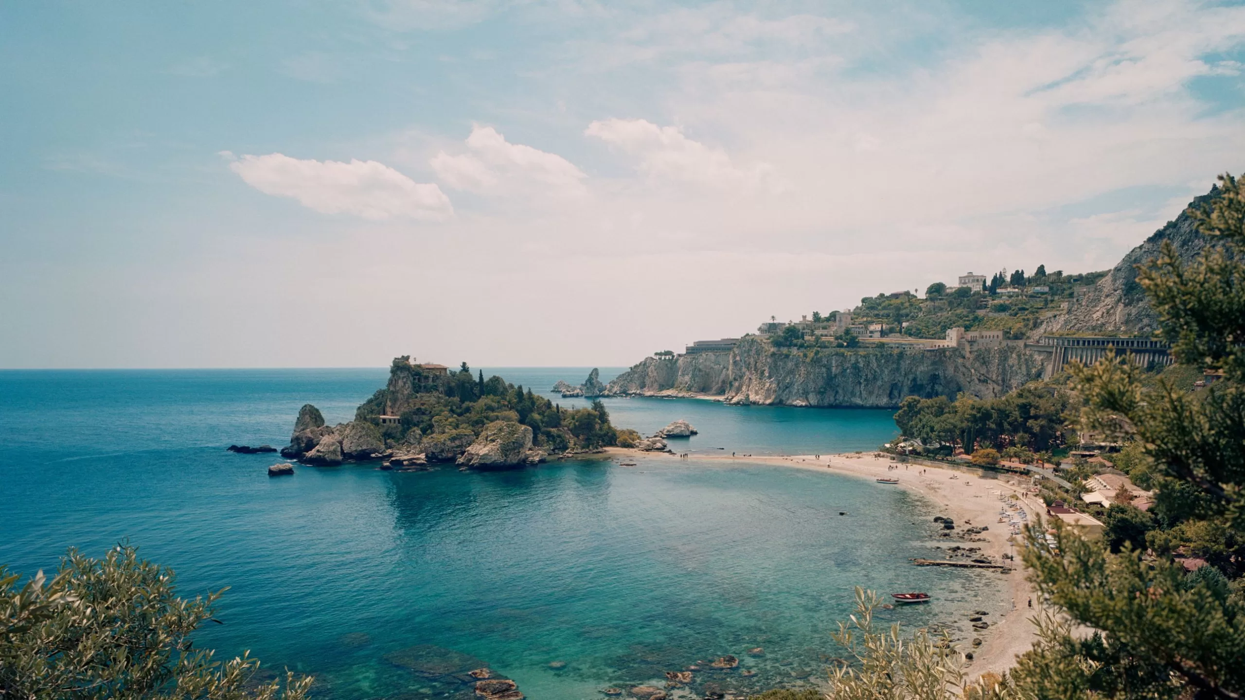 أين تسافر في الطقس الحار في أكتوبر؟ scaled