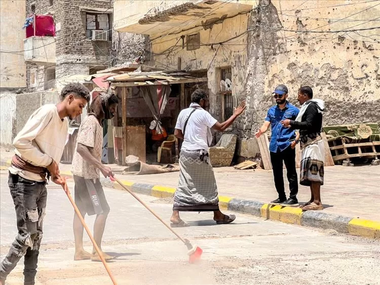 السلطة المحلية بصيرة تدشن حملة نظافة شاملة لتنظيف مخلفات الأمطار