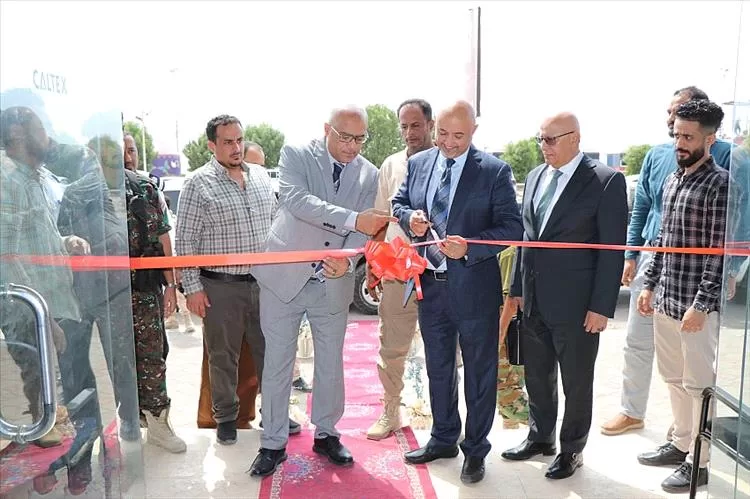 تدشين نقاط بيع أجهزة وخدمات