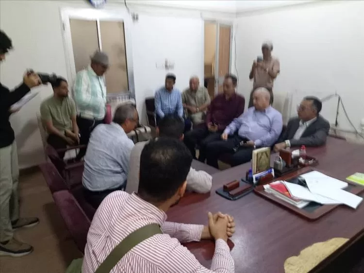 إجتماع حكومي يناقش معالجة التحديات التي تواجه سير عمل مستشفى الأمراض النفسية بعدن