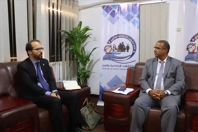 الوزير الزعوري يبحث مع السفير السويسري واليونيسف سبل تعزيز حماية الطفل في اليمن