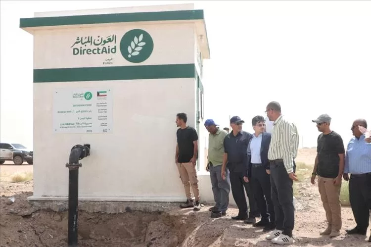 بن عفرار ومعاون يتفقدان أعمال إصلاح خط المياه الرئيسي المتضرر من السيول