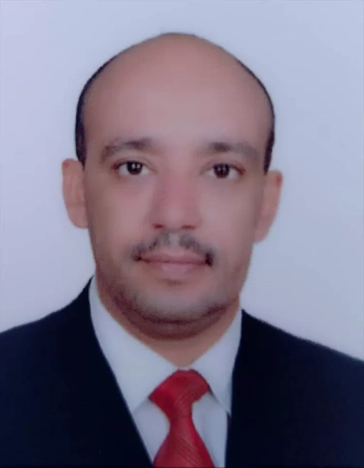 مدير فرع الهيئة العامة للاستثمار بلحج يشيد بالإصلاحات الاقتصادية لرئيس مجلس الوزراء