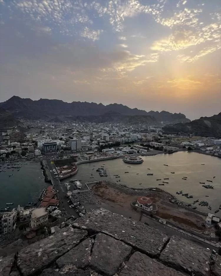 مكتب السياحة بعدن: تعميم مرتقب لخفض الأسعار في الفنادق والمطاعم استجابة للتحسن الاقتصادي