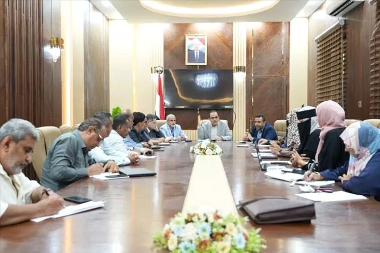 وزير الصحة يترأس اجتماعين للطوارئ الصحية ومشروع التأهب والاستجابة للأوبئة