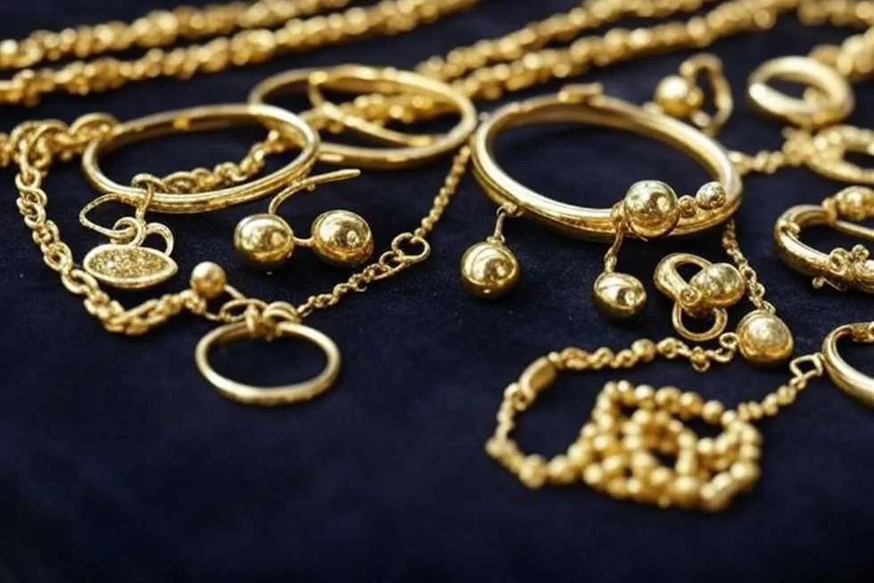 انخفاض عالمي جديد.. سعر الذهب اليوم الاثنين 11 أغسطس 2025 (الجرام يبدأ من3067) | المصري اليوم