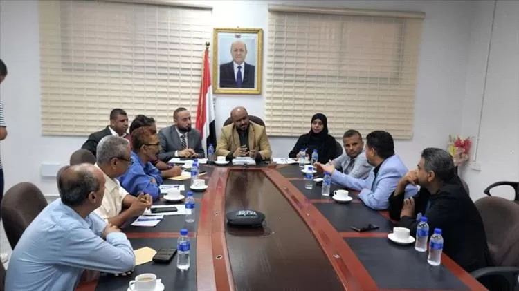 وكلاء وزارة الصناعة والنيابة العامة يشدون على التجار الالتزام بالأسعار المحددة وضبط المخالفين