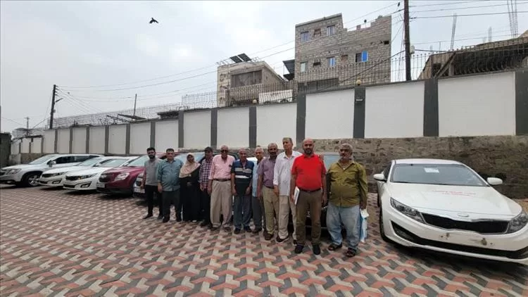 تدشين توزيع سيارات لمكاتب الصناعة والتجارة في مديريات العاصمة عدن