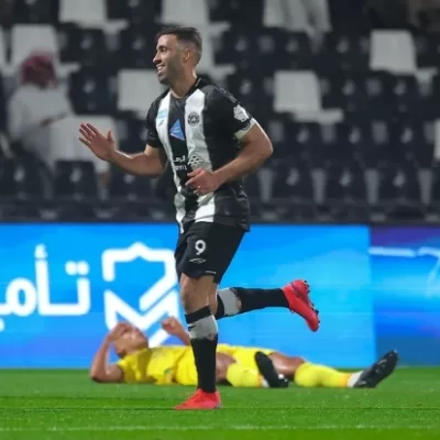 عودة عبد الرزاق حمد الله إلى الشباب بعد تجربة قصيرة مع الهلال السعودي - الوطن