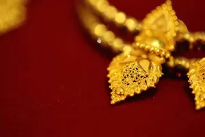 أسعار الذهب اليوم وعيار 21 في عطلة صناعة المجوهرات الأسبوعية الأحد 10 أغسطس 2025 | المصري اليوم