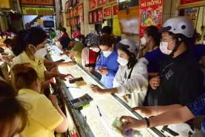 أسعار الذهب ليوم 7 أغسطس 2025: زيادة طفيفة في الأسعار المحلية والدولية على الرغم من تراجع السوق