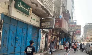 أسعار مرتفعة في عدن.. التجار يرفضون التخفيض والرقابة غير منضبطة – شاشوف