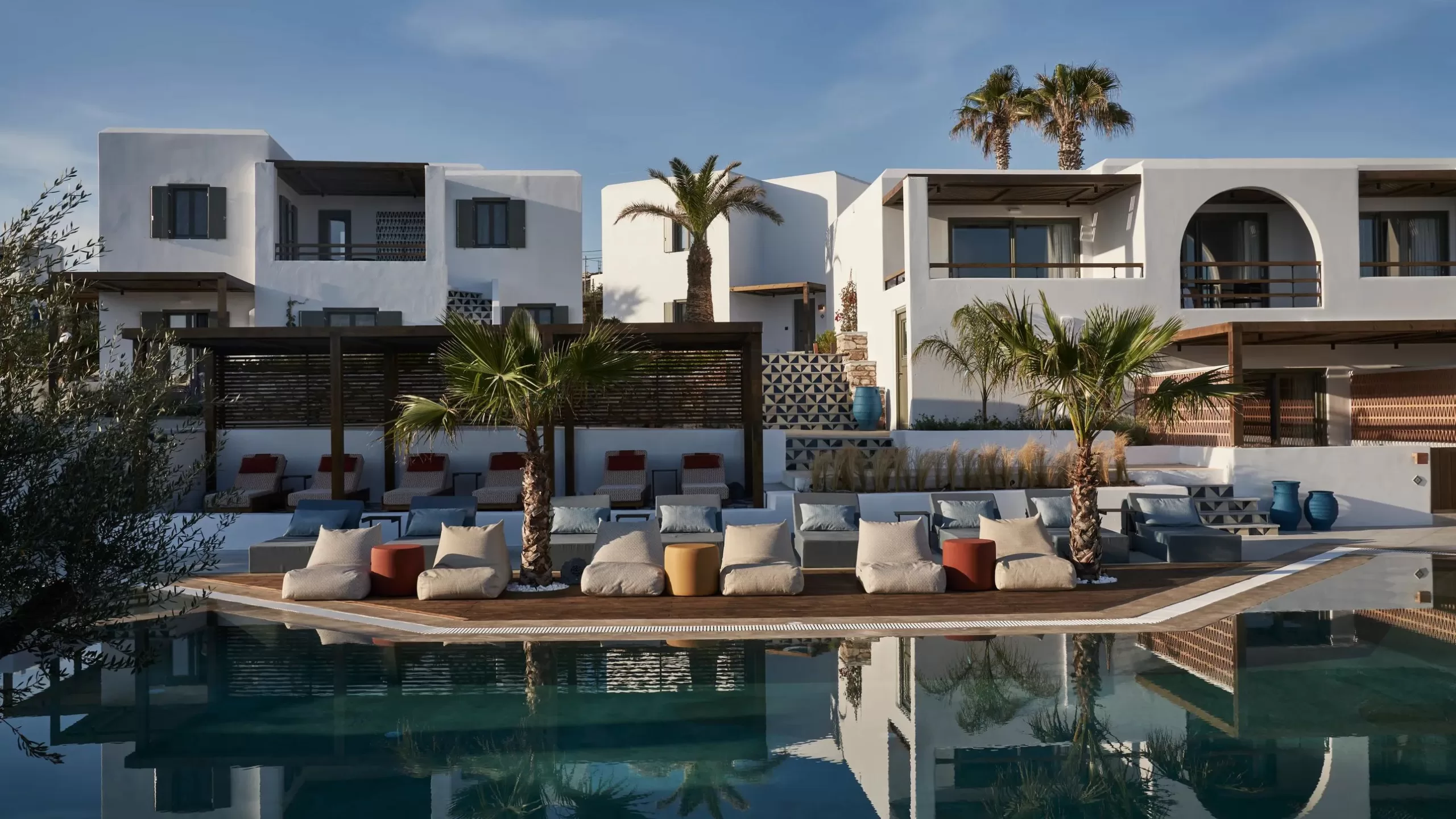 أفضل الفنادق في باروس لقضاء عطلة على جزيرة يونانية scaled