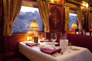 أكثر القطارات فخامة في إسبانيا تطلق رحلة جديدة بين إشبيلية ومدريد