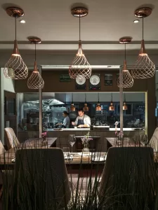 أين تأكل وتنام وتستمتع في قبرص لمغامرة في جزيرة البحر الأبيض المتوسط عبر الزمن