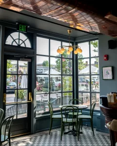 إذا كنت تحب العمارة، زر نيو كانان، كونيتيكت في فصل الخريف