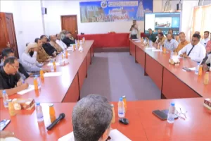 اجتماع برئاسة الوكيل السنةري لبحث آلية بيع العملات الأجنبية للتجار في وردت الآن