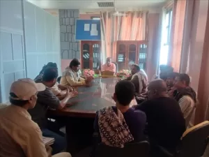 اخبار المناطق – مدير عام زنجبار يجتمع بمالكي محطات المياه الصحية ويحدد تعرفة جديدة