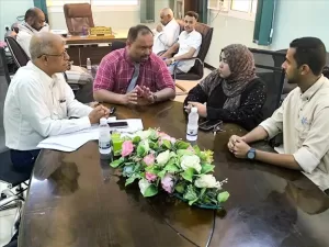 اخبار المناطق – ممثل منظمة بيور هاندز يلتقي الجمحي لبحث تحسين خدمات المخيمات الطبية