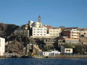 اخبار عدن – أزمة حادة في مياه التواهي.. السكان يشتكون من انقطاع الخدمة منذ أسبوع