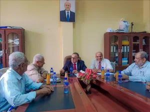 اخبار عدن – رئيس جامعة عدن يناقش فرص التعاون مع مدير الصندوق الاجتماعي للتنمية