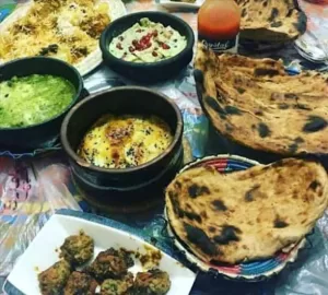 اخبار عدن – رغم ارتفاع قيمة الصرف.. معظم مطاعم عدن لم تخفض أسعارها بعد